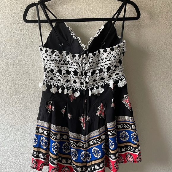 BOUTIQUE | Romper - Picture 7 of 8
